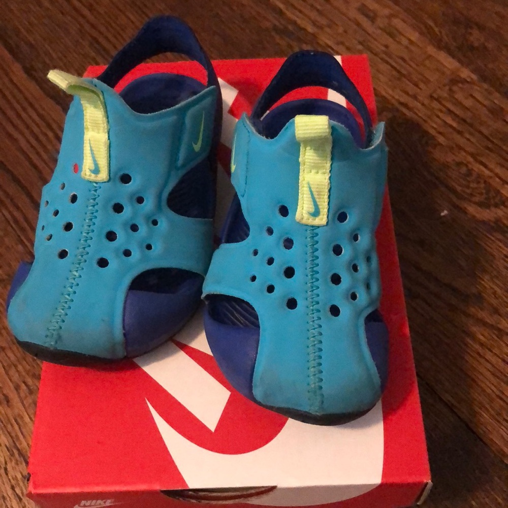Toddler sandals